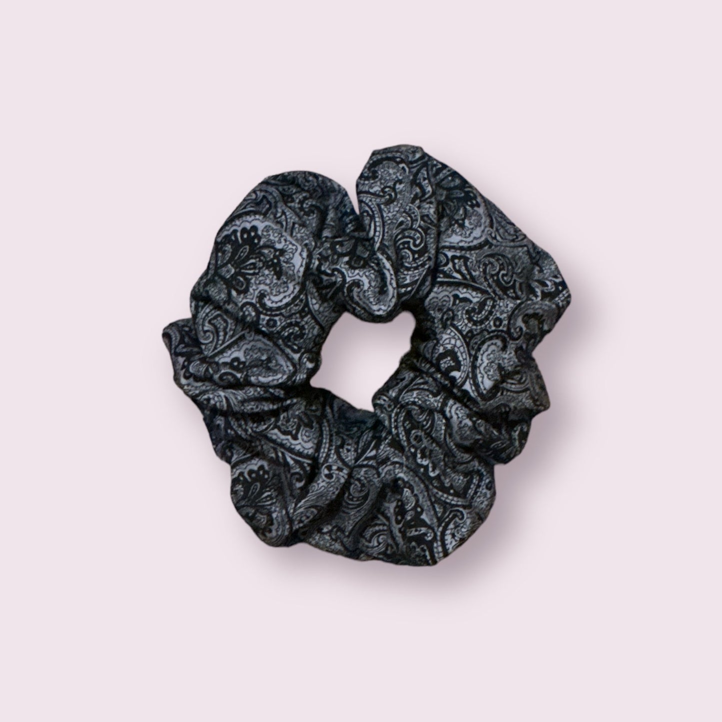 The 'Daisy' Scrunchie